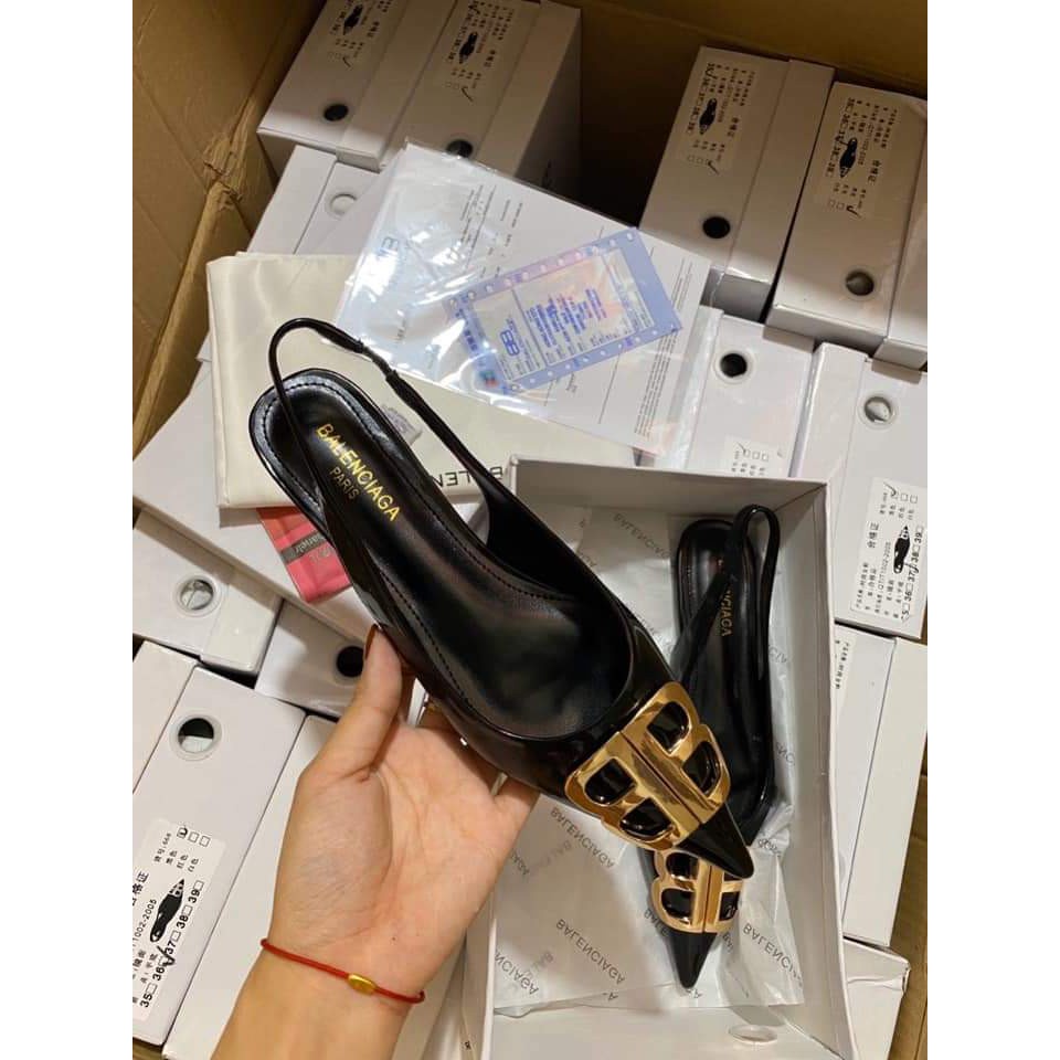 Sandal nữ bệt da bóng mũi nhọn tag BB siêu mềm êm Full box Hãng cao cấp .