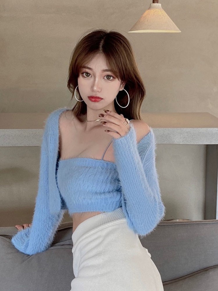 [Order] Set áo croptop 2 dây kèm cadigan lừng khoác ngoài chất len lông thỏ | BigBuy360 - bigbuy360.vn
