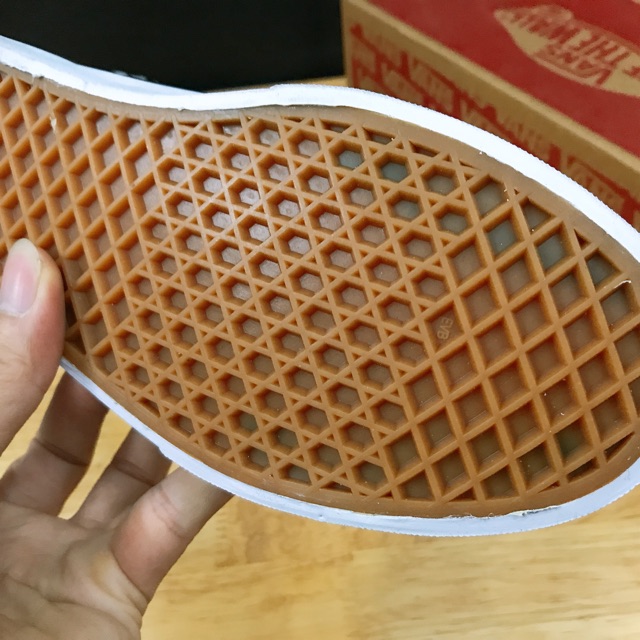 [TẶNG HỘP & QUÀ TÙY CHỌN] Giày thể thao nam nữ V OLD đen nhung nỉ 36-43.    . | BigBuy360 - bigbuy360.vn