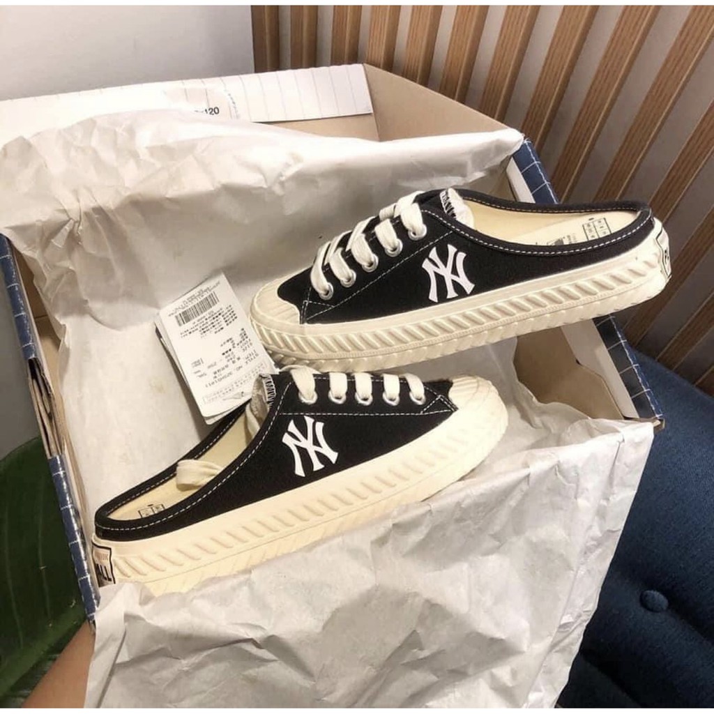Giày sục đạp gót ny màu đen trắng , giày lười nữ full box bill