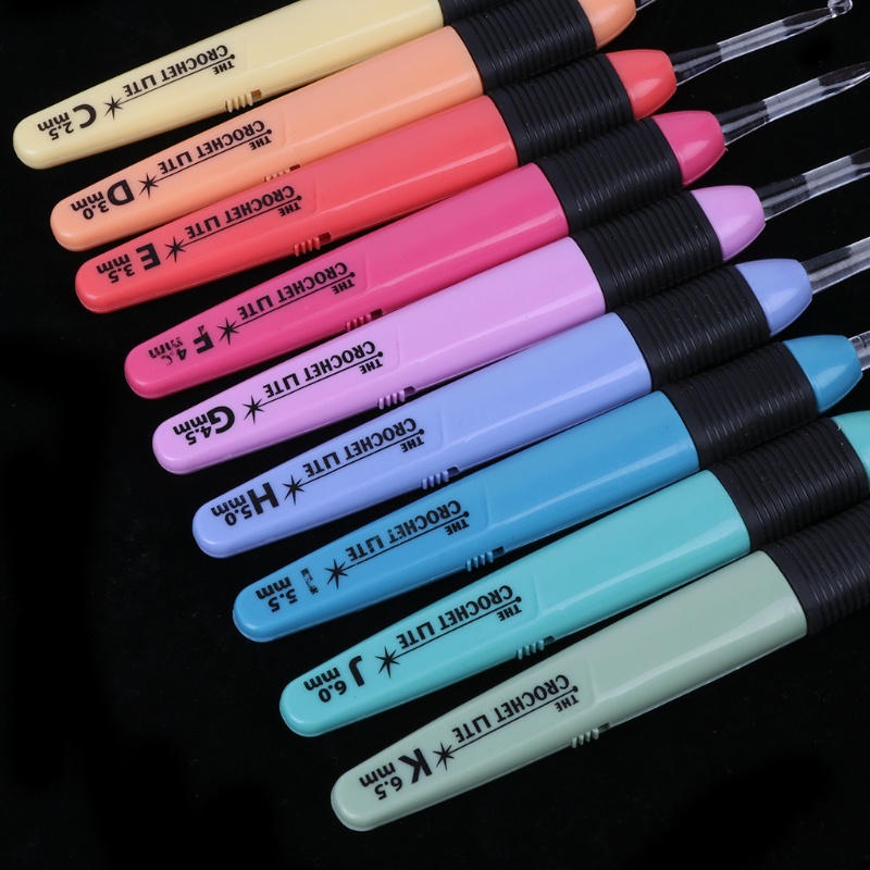 1 Dụng Cụ Móc Đan Len Có Đèn LED