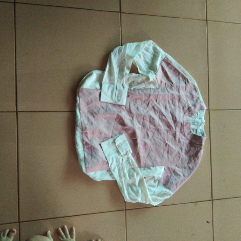 áo màu hồng pha trắng kiểu chất lụa 45-58kg vừa