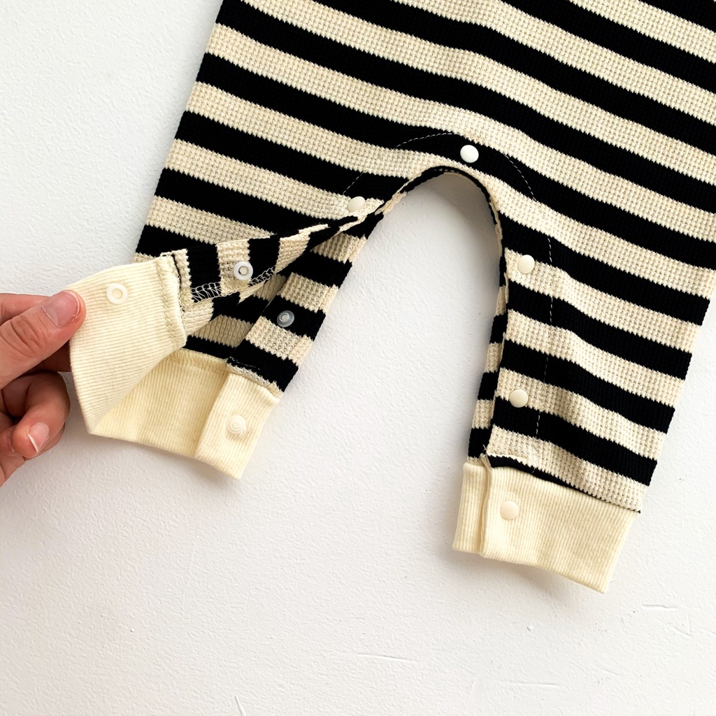 Áo liền quần dài tay bằng cotton họa tiết kẻ sọc thiết kế đơn giản cho bé gái và bé trai mặc tại nhà