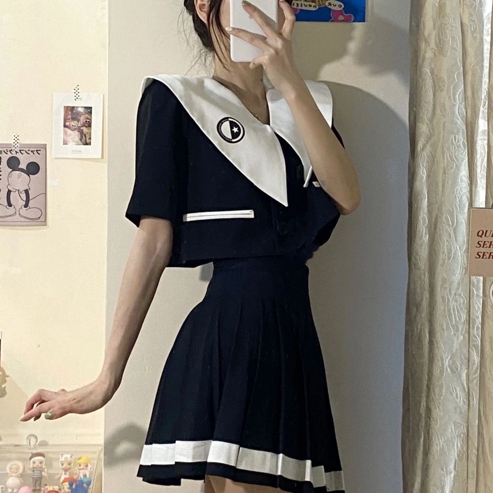 Bộ Áo Khoác Cổ Thủy Thủ Màu Sắc Tương Phản + Chân Váy Xếp Ly Lưng Cao Dáng Ôm Xinh Xắn Cho Nữ