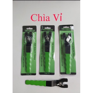 Tay mở máy mài đa năng trong vỉ, chìa mở máy mài