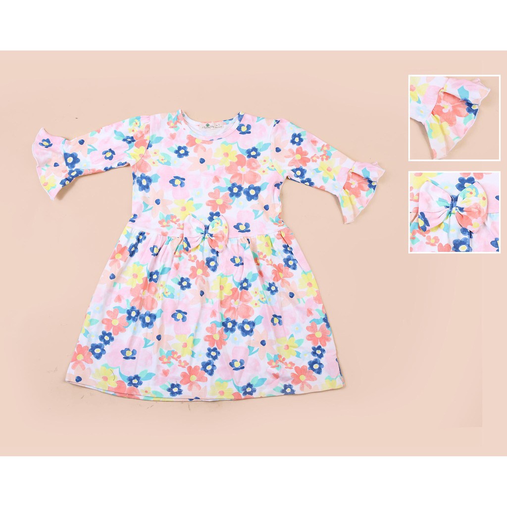 Váy cotton thu đông tay loe nơ eo bé gái size 1-5T, cho bạn từ 9-18kg. Chất cotton dày dặn, đanh tay. Kiểu dáng đẹp