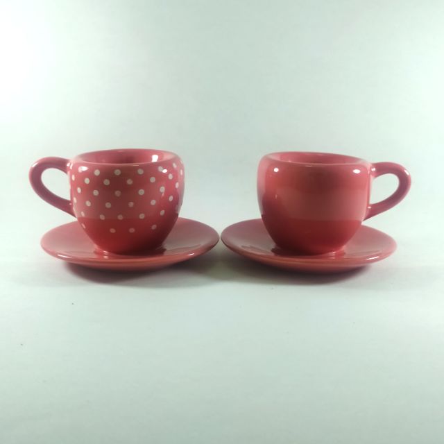 Tách nhỏ có đế