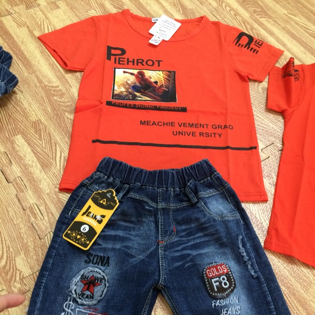 Bộ ghép đôi bé trai