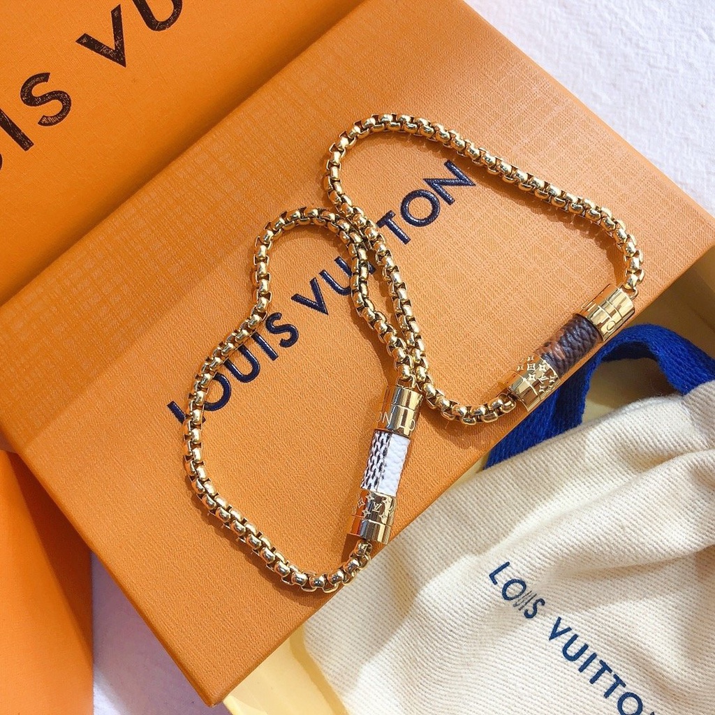 LOUIS VUITTON Vòng Đeo Tay LV Bằng Thép Titan In Logo LV Thời Trang Cho Nữ