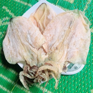 3con mực khô loại 1 size vừa