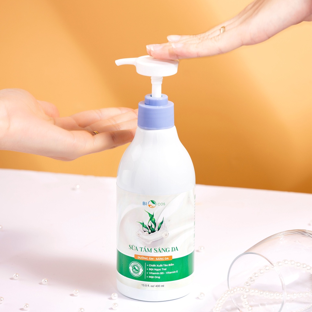 Sữa Tắm Sáng Da BIOCOS - Tinh Chất Thảo Mộc Dưỡng Ẩm Sáng Da 400ml