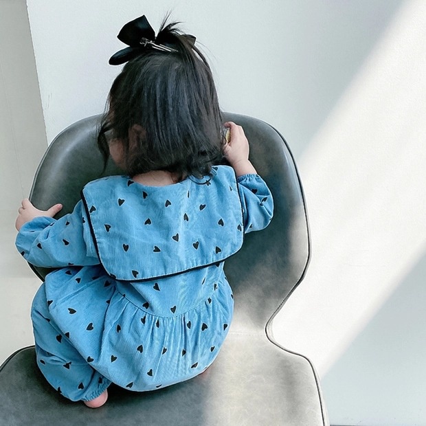 Jumpsuit cotton dài tay in hoa cho bé gái