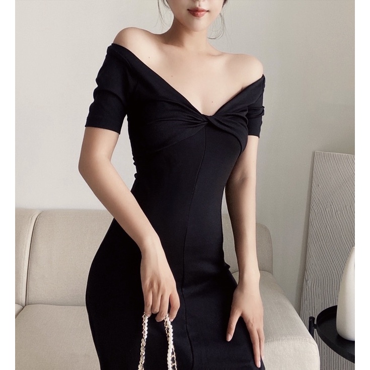 Váy dáng dài H.I.U ROOM mặc 2 kiểu ,vải thun dày dặn , dãn 2 chiều, khoét lưng sexy. Knit dress H.I.U design 2021