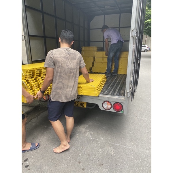 Sàn dê 100*50 cm nhựa Cao Cấp - chịu lực tốt