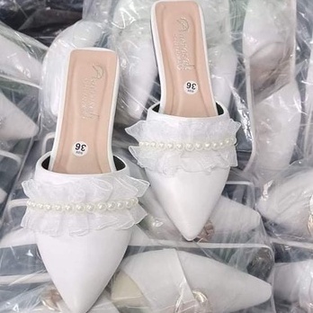 Dép Sục Nữ Đính Ngọc Mũi Nhọn Nhún Bèo Siêu Xinh