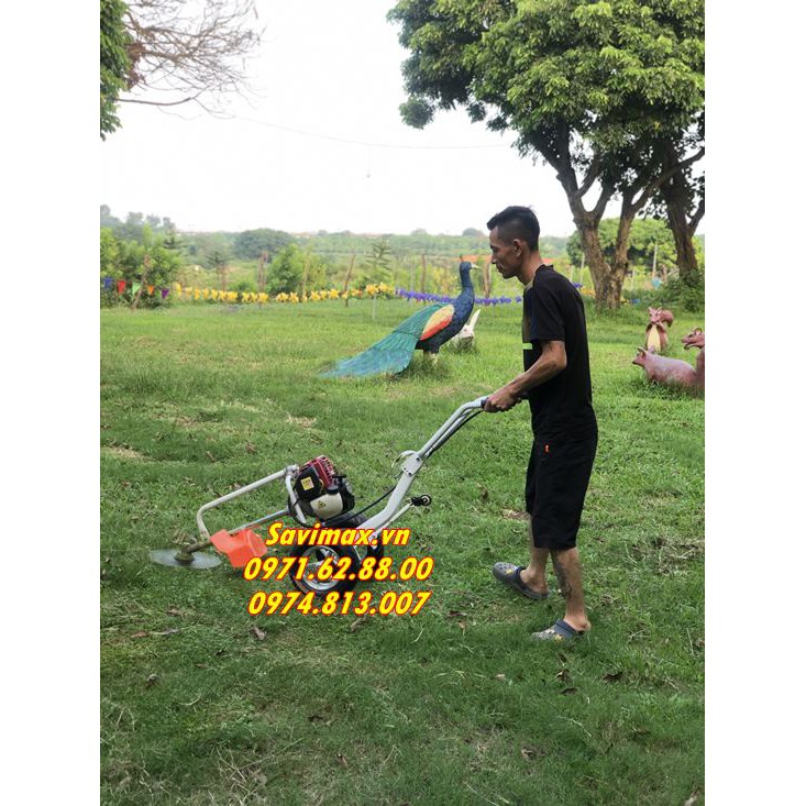 Máy cắt cỏ có khung giá đỡ, bánh xe gắn động cơ Honda GX35 tiện dụng