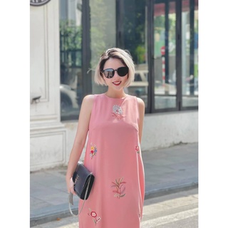 Đầm 𝐋’𝐄́𝐓𝐑𝐀𝐍𝐆𝐄𝐑 Wendy Dress Thêu Họa Tiết Hoa Nhí