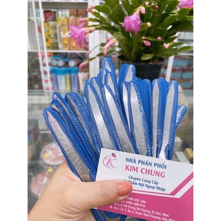 Cây dũa sắt lấy khoé móng tay chân