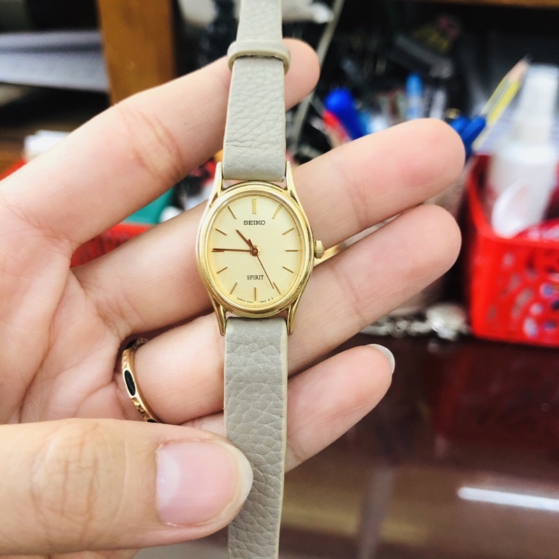 Đồng hồ nữ si nhật hiệu Seiko Spirit