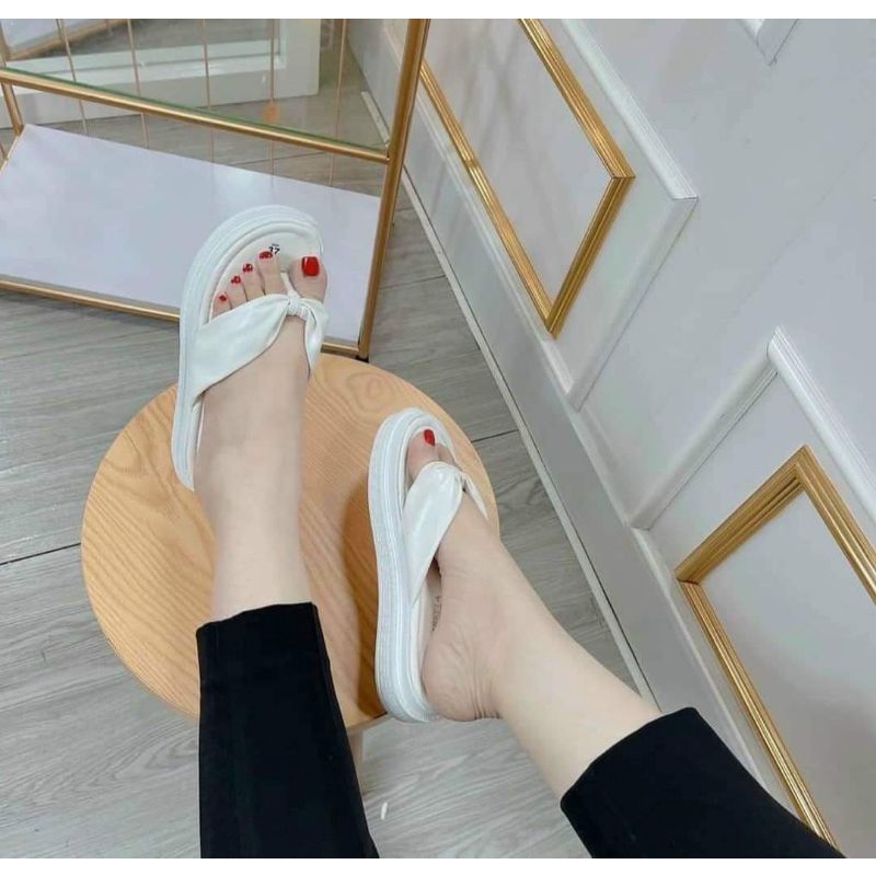 [Deal hot] Dép nữ xỏ ngón quai nhún độn đế bánh mì siêu hot cho mùa hè này