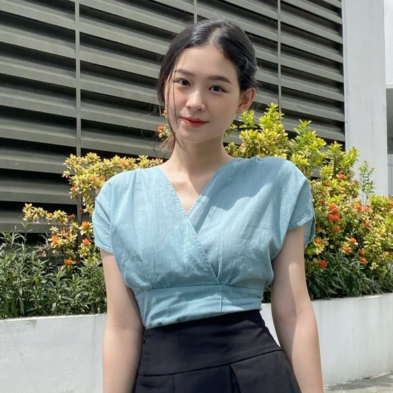 YU CHERRY | Áo nữ Shiny Linen Top YA379
