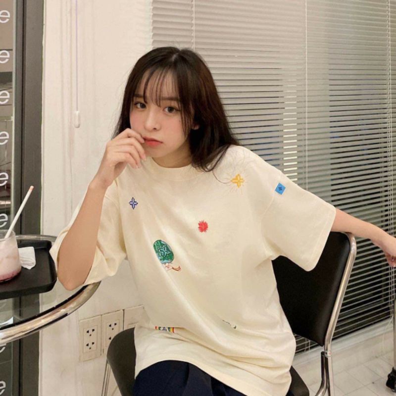 Áo phông tay lở LEVETS màu kem,đen,trắng cực xinh