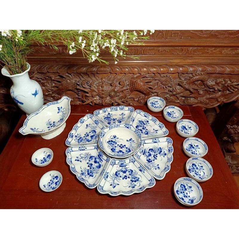 Bộ bát đĩa hoa mặt trời vẽ sen xanh đường kính 45cm và 55cm.Hàng gốm sứ Bát Tràng.