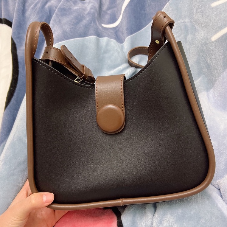 Túi đeo vai, đeo chéo  phối viền da mịn - Hàng loại 1 - TB.Store DV109 25x25x9 cm