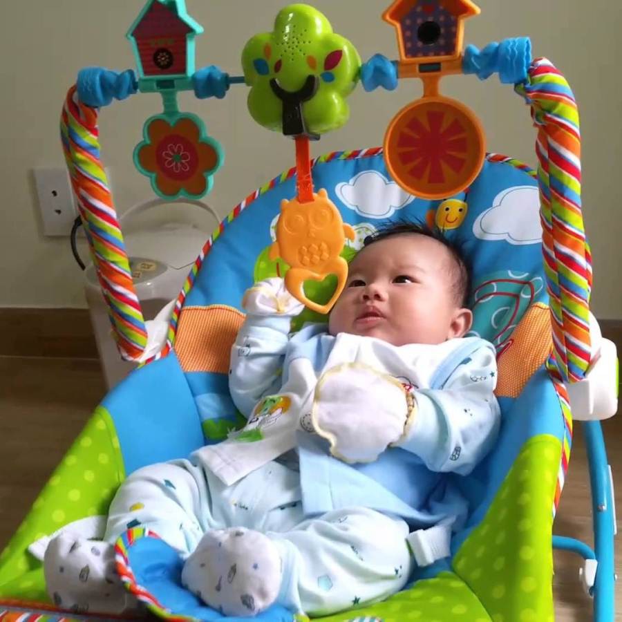 Ghế Rung Nhún Phát Nhạc Ibaby Cho Bé Giúp Mẹ Nhàn Hơn Trong Việc Chăm Con