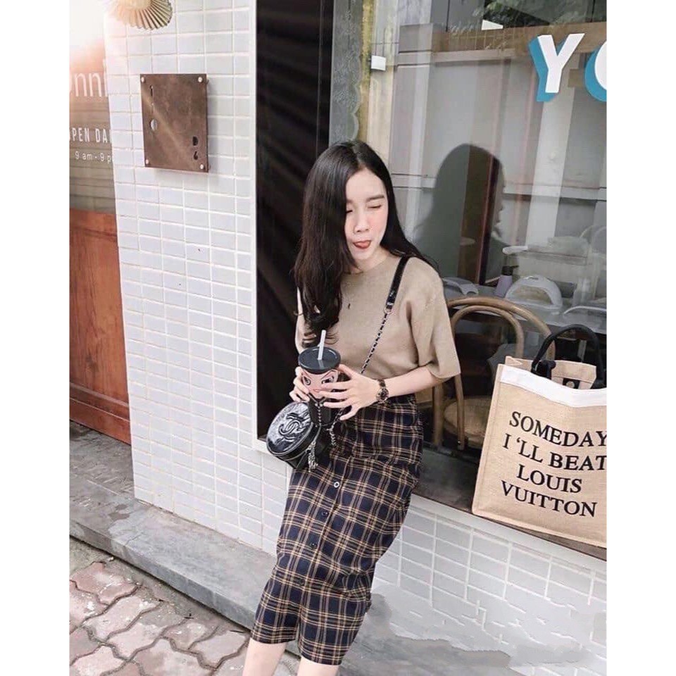 CHÂN VÁY KẺ CARO CHỮ A PHỐI CÚC DÁNG DÀI KẺ XANH - KẺ ĐỎ HÀN QUỐC - Hot 2020 | BigBuy360 - bigbuy360.vn