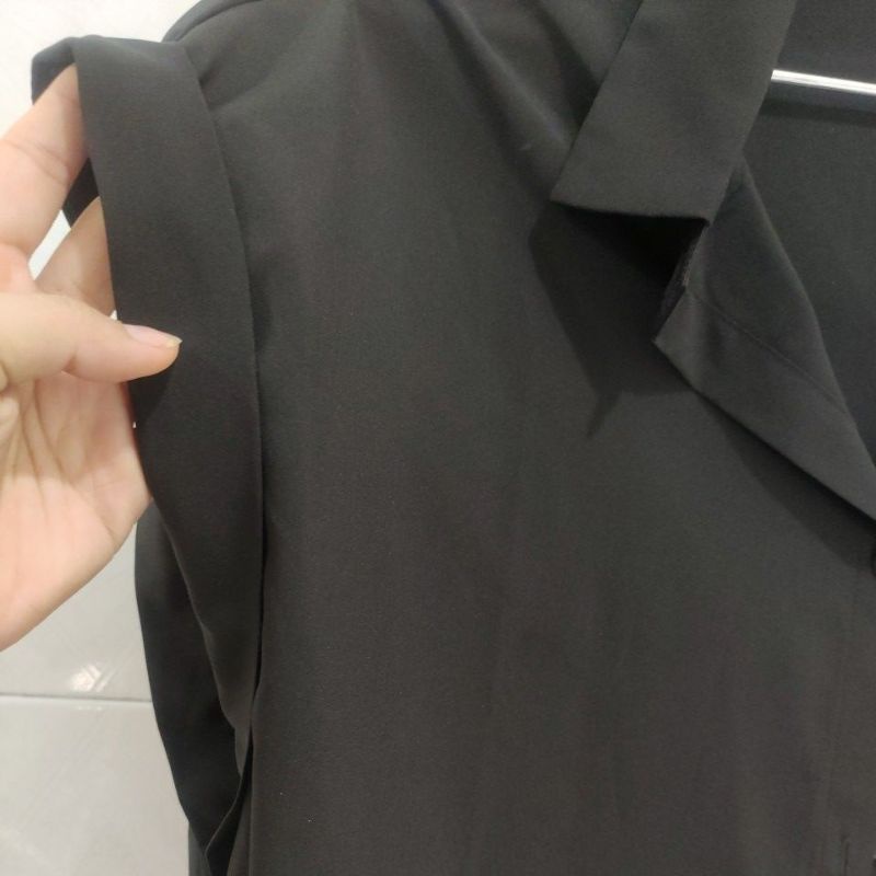 Áo sơ mi form rộng đen + trắng pass