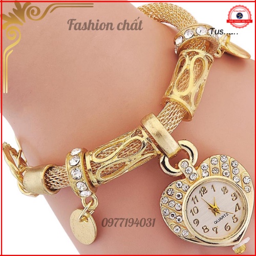 Đồng Hồ Lắc Tay Tình Yêu Hình Trái Tim Bằng Hợp Kim Không Gỉ