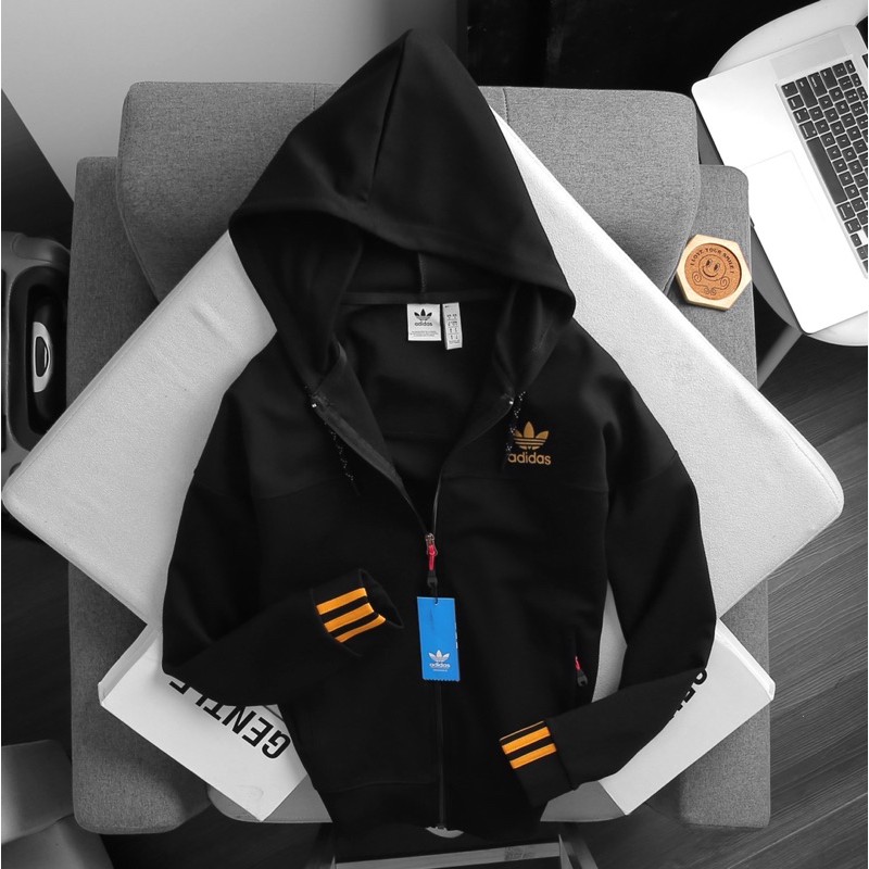 Áo khoác adidas