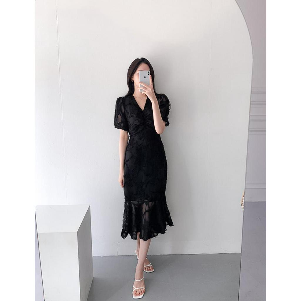 Đầm Đen Dáng Ôm Cổ Chữ V Xếp Ly Thời Trang 64173