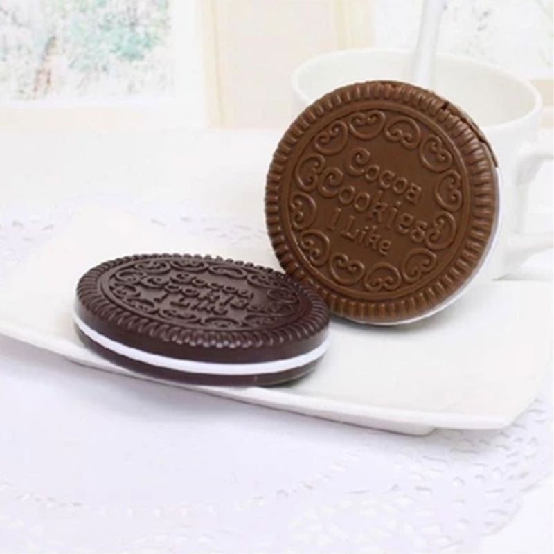 Gương Trang Điểm Mini Bỏ Túi Hình Bánh Quy Socola / Bánh Sandwich Kèm Lược Bỏ Túi Tiện Dụng Cho Nữ