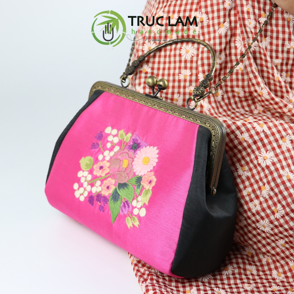 Túi Xách Tay Túi Đeo Vai Thời Trang Nữ Vải Tafta Khóa Nẹp Đồng Thêu Hoa Cúc Thủ Công - Trúc Lâm Handmade