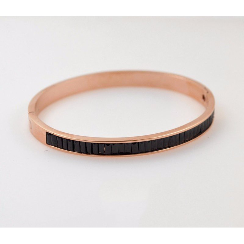 Vòng Tay Đính Pha Lê Ti Tan Không Gỉ TT 0621