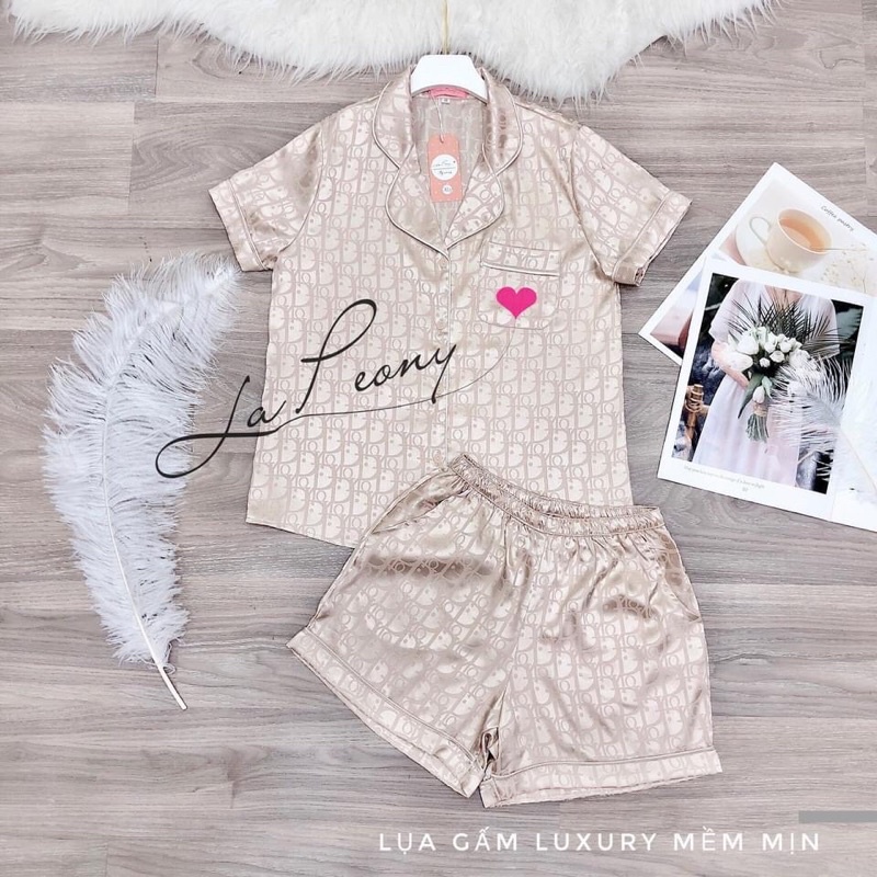 Bộ pizama lụa gấm cộc tay quần đùi mặc nhà