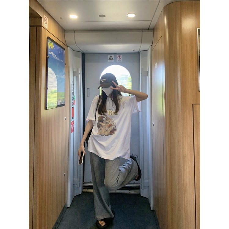 Áo thun IELGY tay ngắn dáng rộng in hình chú gấu dễ phối đồ cá tính cho nữ