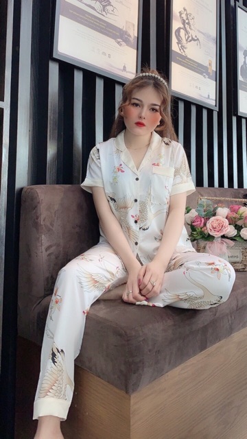 Pijama lụa satin hoạ tiết hạt