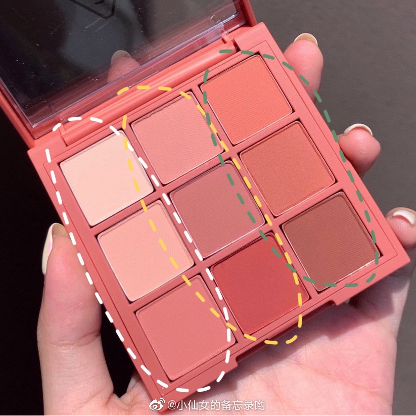 Bảng Phấn Mắt 3ce Bó Hoa Khô Nhiều Màu Sắc