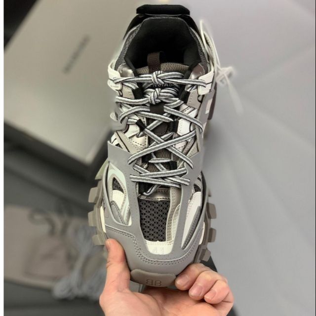 c SALE Giày HOT (SẴN 1:1) GIÀY BALENCIAGA TRACK 3.0 CÓ ĐÈN LED 2020 *  ‣ ⁹ : ོ # ˢ d 8_*