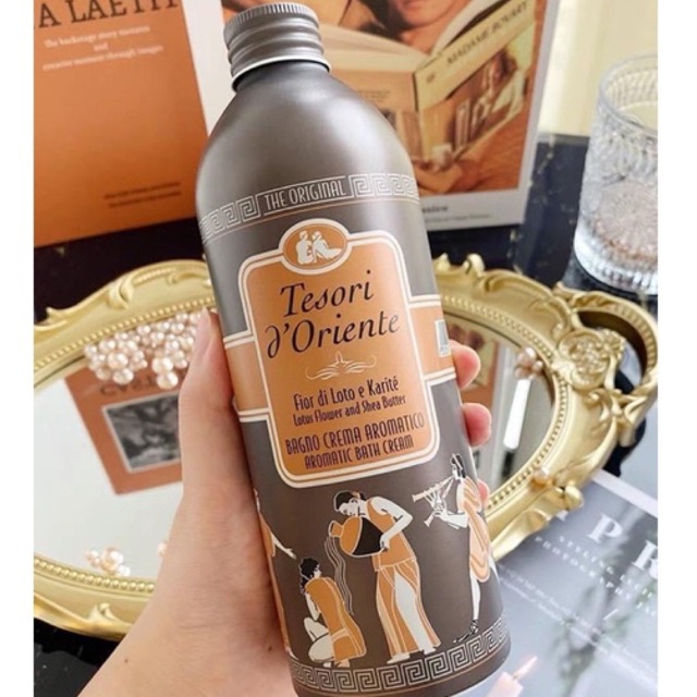 Sữa tắm xích dưỡng ẩm hương hoa sen 500ml Kèm vòi dời | BigBuy360 - bigbuy360.vn