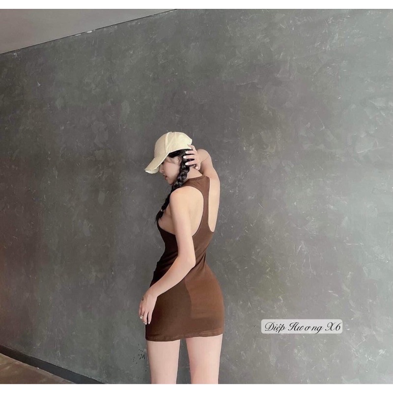 Váy body ba lỗ dáng ngắn hở lưng