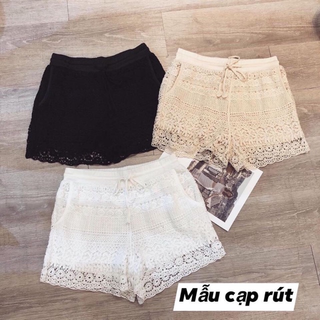 Quần ren hoa nhỏ phối hoạ tiết đồng xu