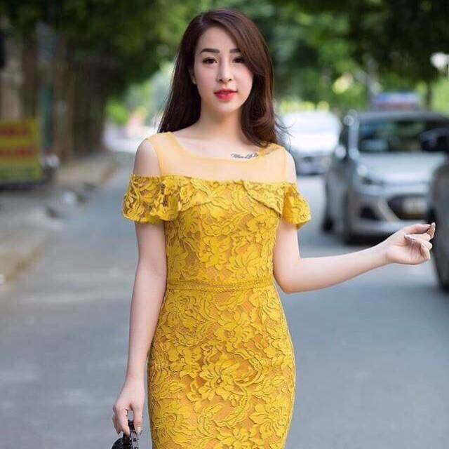 Đầm ôm ren cut out vai đô lưới