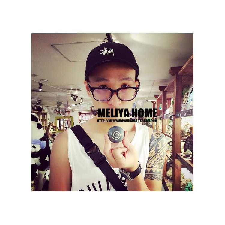 Kính Mát Thời Trang Thương Hiệu BAPE Với Gọng Đính Đinh Tán Hình Ngôi Sao Sấm Sét