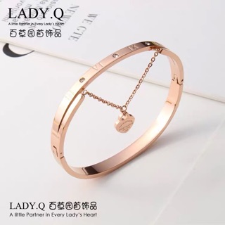 Lắc tay trái tim vàng hồng