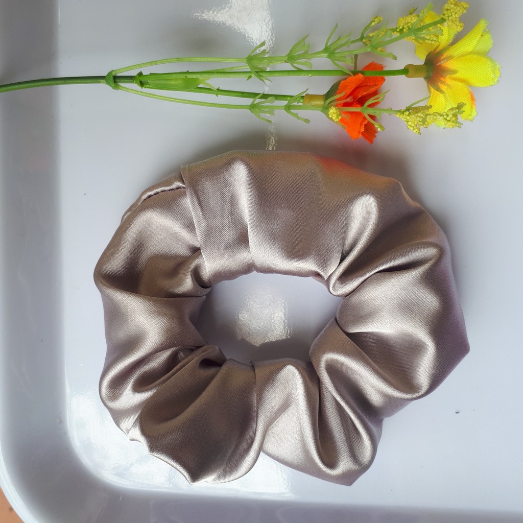 Thun cột tóc vải SRUNCHIES nhiều mẫu (được chọn mẫu) ảnh tự chụp | BigBuy360 - bigbuy360.vn