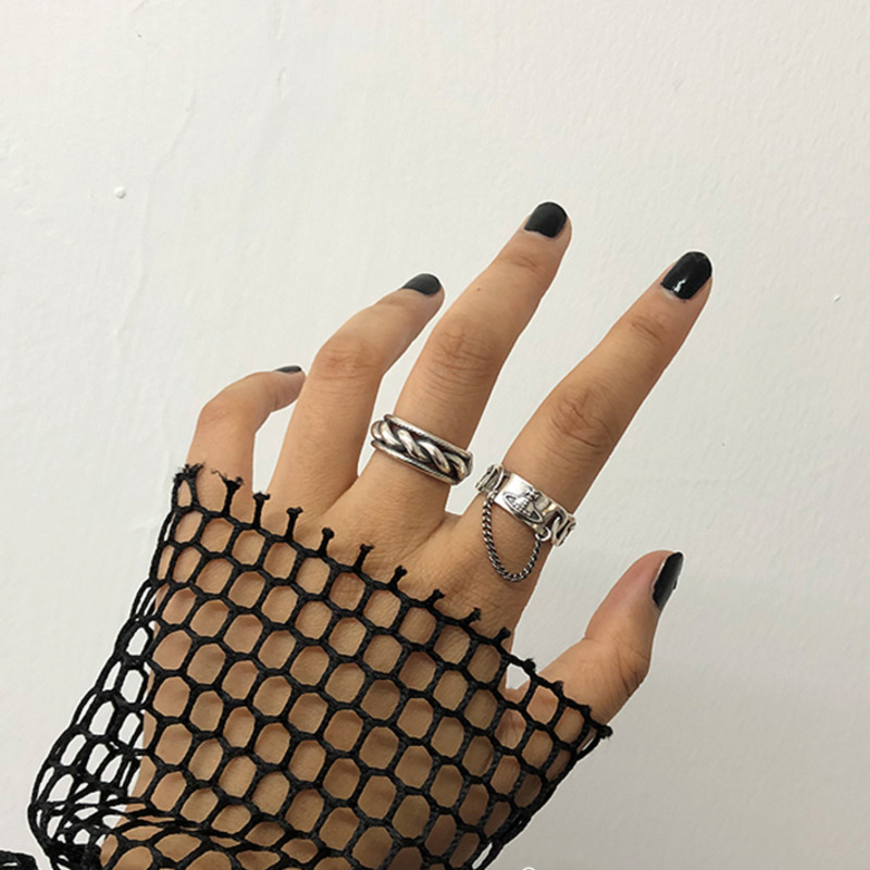 Nhẫn hở bằng bạc sao thổ màu đen 2210024